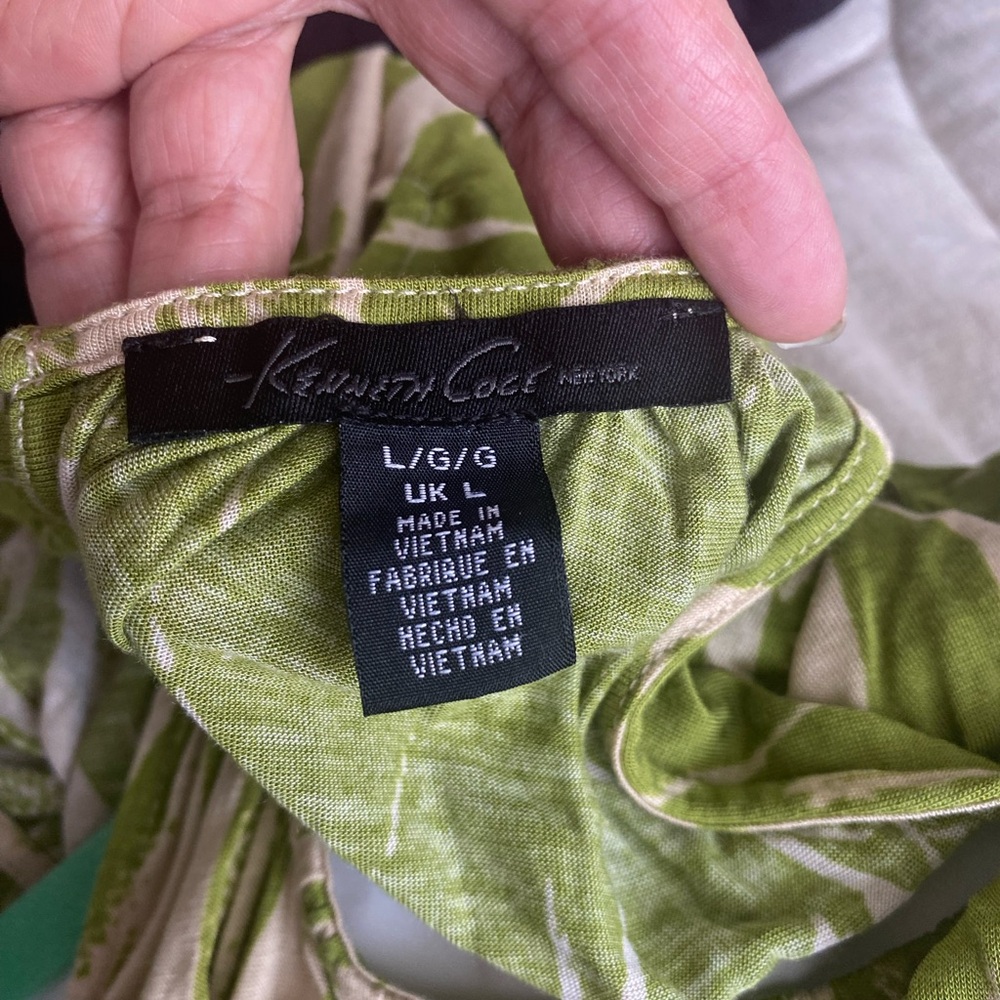 Kenneth Cole Green and Cream Blouse